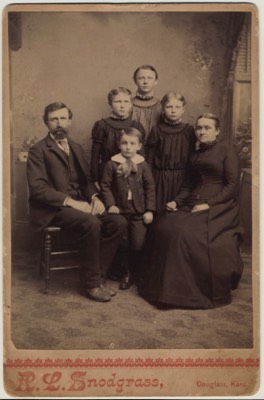  Amos Kennedy Stevenson family portrait - Amos, Eura, Daisy, Bessie, Carl, (oldest to youngest) and wife Mary 