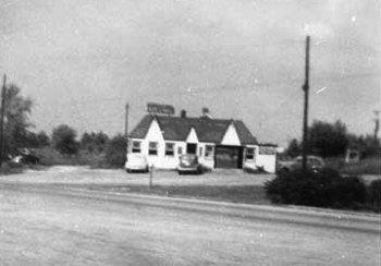  Kukendahl's Garage, purchased in 1947 to be the new Wimpy's 